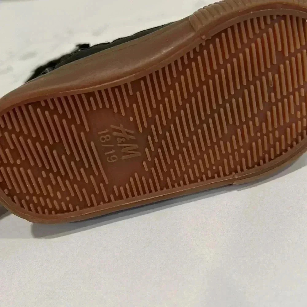 H&M booties - Picture 3 of 7
